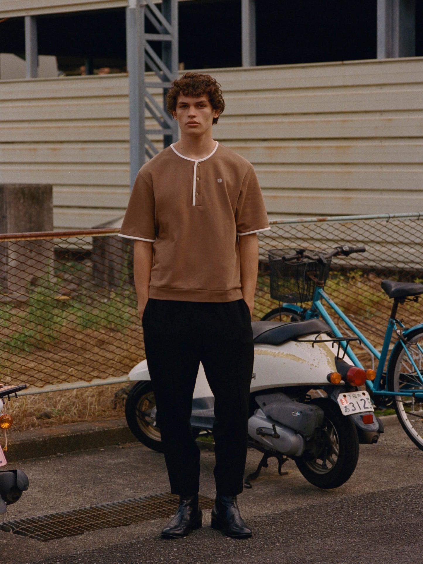 Bound Neck Shirt - Brown